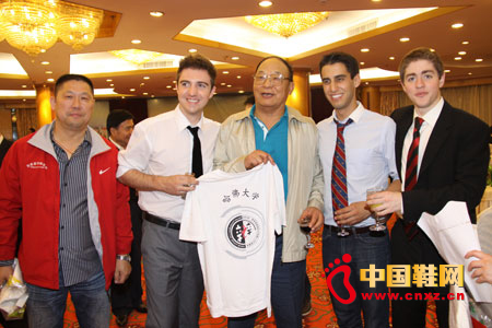 �p��Ь�I����ٝ�����H��WȺӢ�qՓ��