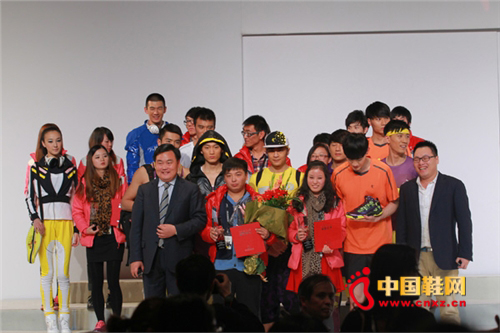 ���̵������Ї��\��Ь���b���OӋ��ِ��Ļ