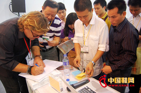 Henrik���ʮ�ČÖ|ݸЬչ���I(y��)��ӑ���������