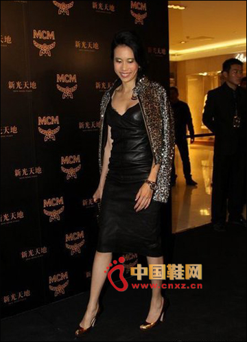 Ī��ε�����@Ů��ζ ��������ȹ��߸�Ь���ྩ��