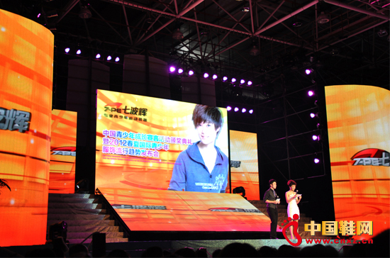 �Ї���������L���Ի���C����Y