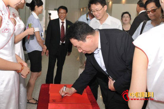 2012���u6��Ƥ��Ь�CЬ��չϲ�@���u�������������k