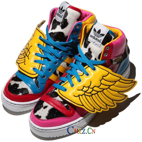 JSҲ���n�� 2NE1���}֮a(ch��n)didas O by O Jeremy Scottʥ�Q�eעϵ��
