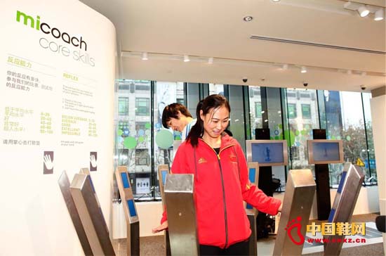 �\��Ʒ����Ş�갢���_˹�Ϻ�Ʒ�����ġ�ħ����ʢ���_Ļ(3)