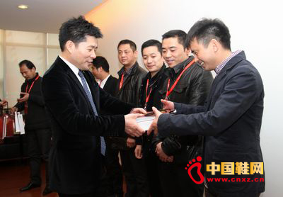 �⠖���ɷ����޹�˾2012�´���Ԓ��������(2)