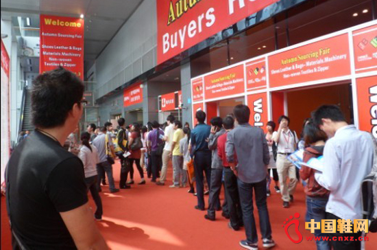 2012�V�݇��HЬչƤ��Ь��Ь�C(j��)չ5��1�ՅR��ȫ���I��