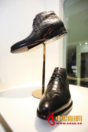 ������ֹ��p��ЬƷKKGG�������(2)