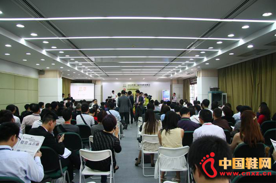 ��11���Ї����V�ݣ����HЬ�I(y��)չ�[��ʢ���_Ļ(6)