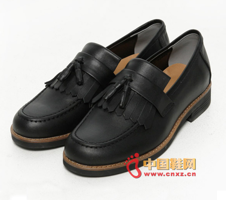 ��ɫ���b�L���ƤЬ��ţƤ���|���|�кܰ����@�߼����|��