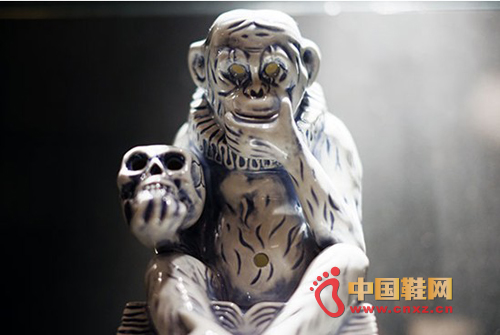 Neighborhood 'Booze/C-Incense Chamber'�������t����