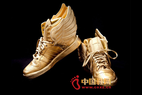 �����S�𡰑�(zh��n)ʿ�������ٶ��ư��S��JS Wings Ь��