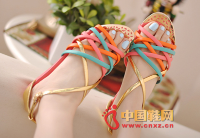 �r�����_�����Ҵ��𣬜�ů���ҵĲ�ϣ�ׁ��L(f��ng)���_����(qi��ng)�Ҷ�ʵ�ײɫ