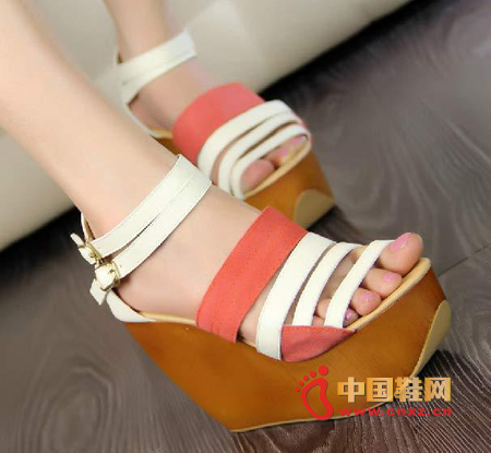 �_�R�L��ľ���¸����һ�֎�ƴɫ�U�՛�Ь