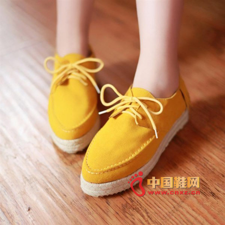 �ǹ�ɫϵ�����eЬ��