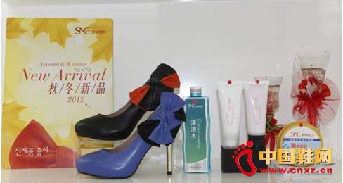 ʥ����ŮЬ��ע�ڕr��Ʒ��ŮЬ���I·��