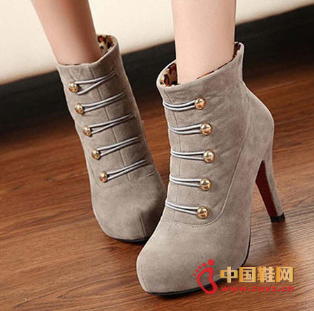 С�����Ķ�ѥ����������������Ŷ���ɫ������Ȼ