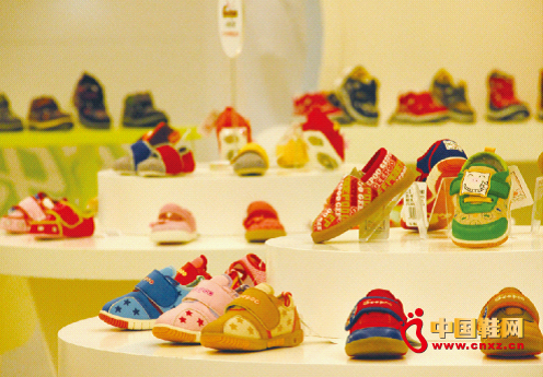 ͯЬƷ�ư���ؐؐ�٬FͯȤ���� 