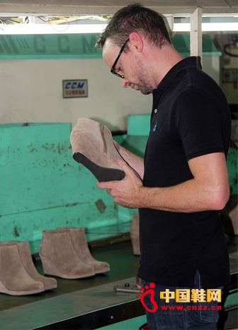 �����_ŮЬ��ݶ��� ���Qӆ�΄��¸�