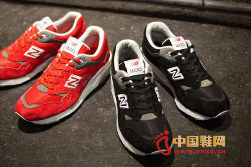 �°ق�ጳ�Black and Red Packϵ��Ь��