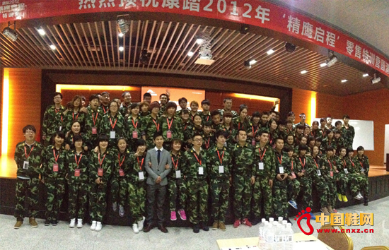 ��̤�w���e�kȫ�����۵��L��Ӣ��Ӗ�I  