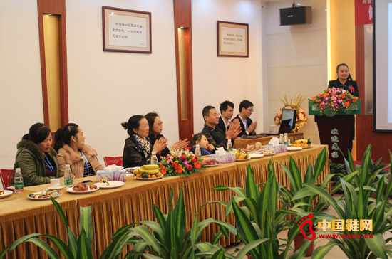 �I�N����(j��ng)��ؑc�mŮʿ���ИI(y��)�΄ݷ��� 