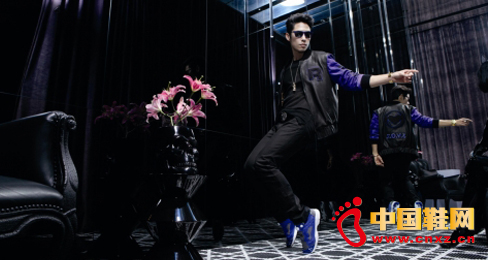 銳步推出“城市探險”系列 吳建豪拍秋冬體育大片