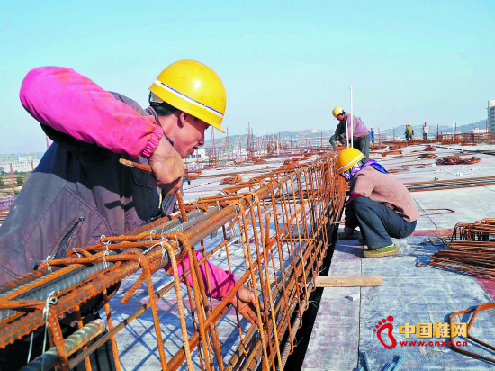 ̩�SЬ�IͶ�Y3�|Ԫ�ĿӋ���AӋ�ϰ���Ͷ�a