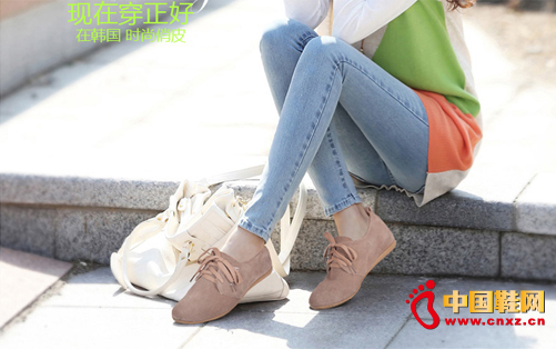 ������ŮЬ2013�¿������ɫ���{ 